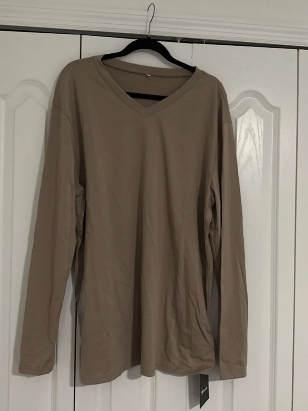 Men's Long Sleeve V-Neck Tee - Black, White & Khaki